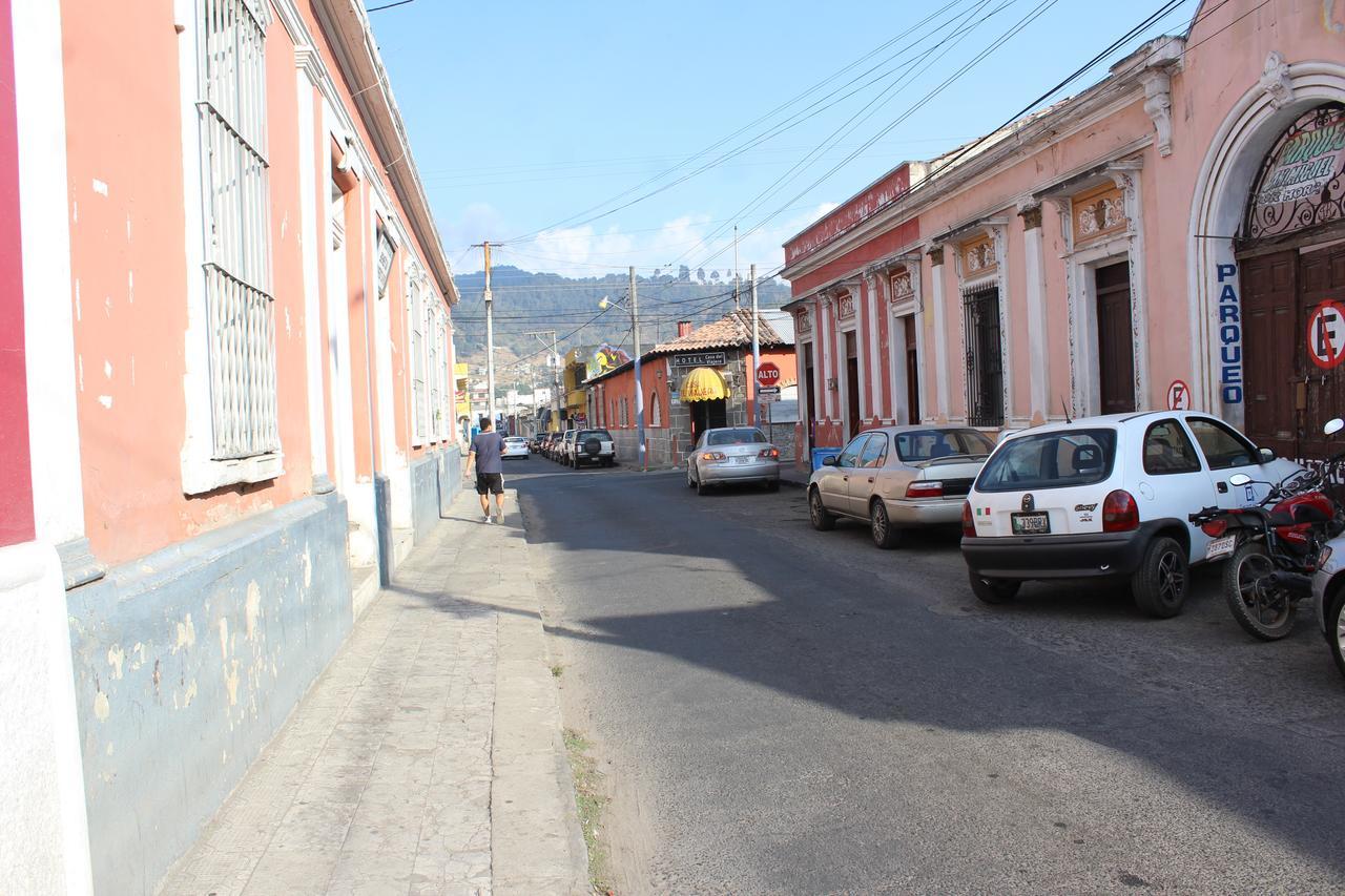 Hotel Casa Del Viajero Quetzaltenango Exterior foto